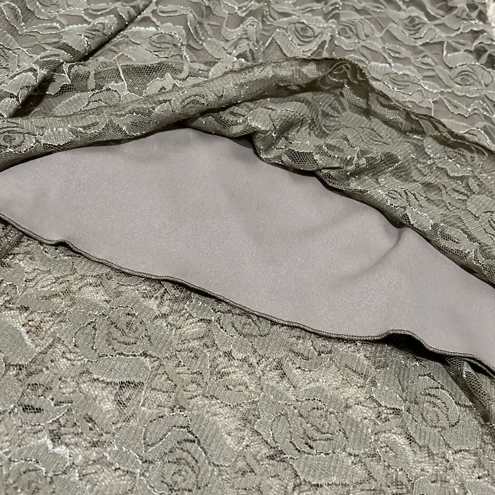 High-Low Dress - Picture 4 of 5